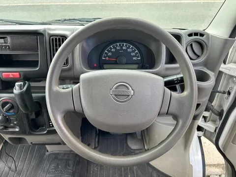 Nissan Clipper