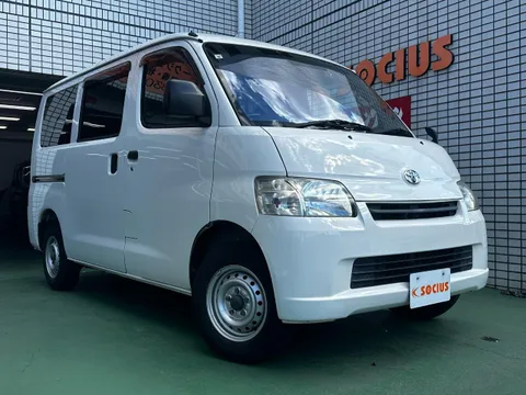 Toyota TownAce Van