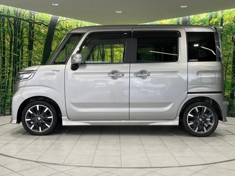 Suzuki Spacia Custom