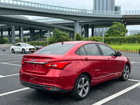 Chery Arrizo 5