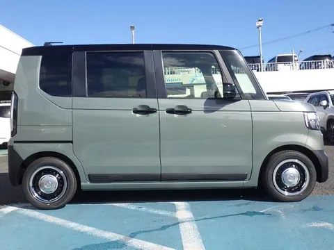 Honda N-BOX Joy