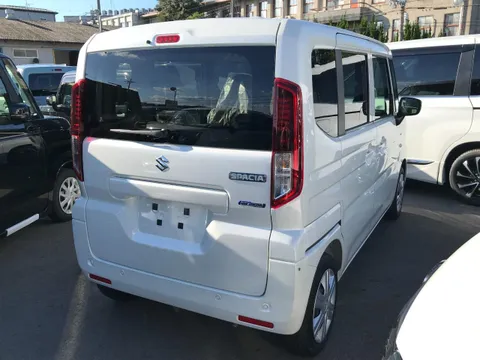Suzuki Spacia
