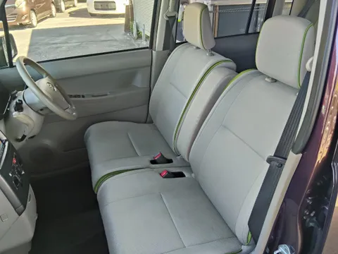 Toyota Pixis Space