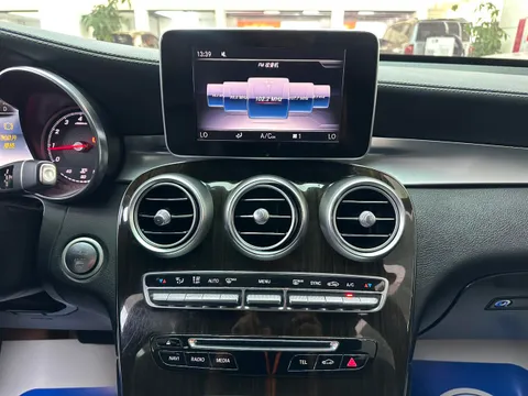 Mercedes-Benz Mercedes-Benz GLC
