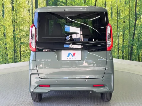 Mitsubishi eK Space