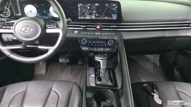 Hyundai Elantra (Avante)