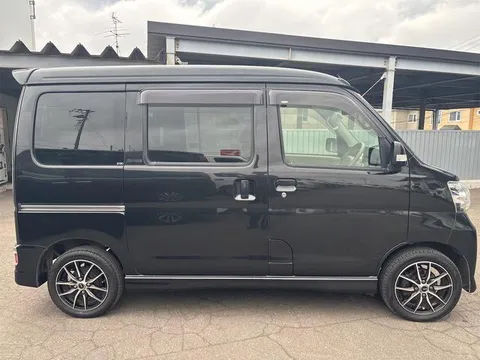 Daihatsu Atrai Wagon