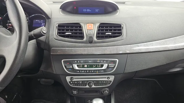 Renault SM3