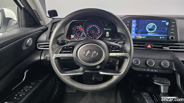 Hyundai Elantra (Avante)