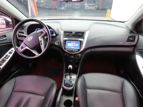 Hyundai Accent