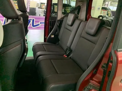 Suzuki Spacia Custom