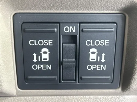 Honda N-BOX Joy