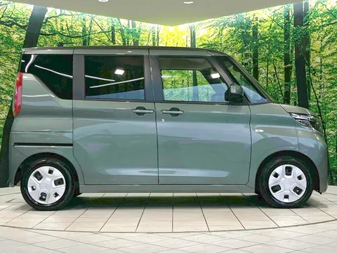 Mitsubishi eK Space