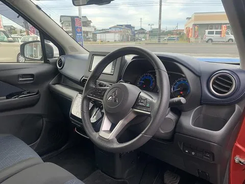 Mitsubishi eK X