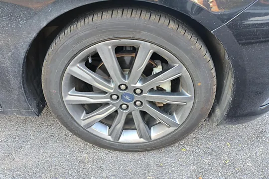 Ford Taurus