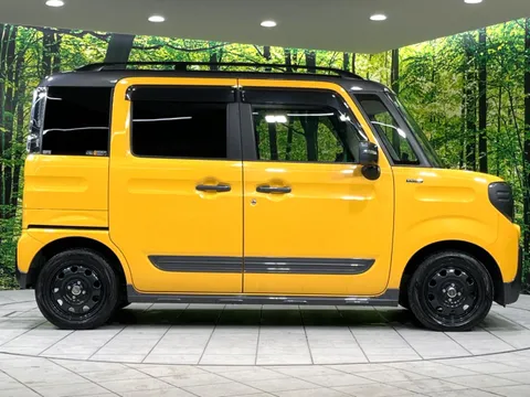 Suzuki Spacia Gear