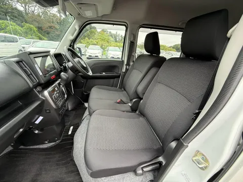 Nissan Clipper Rio