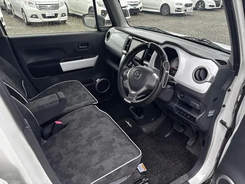 Mazda Flair Crossover