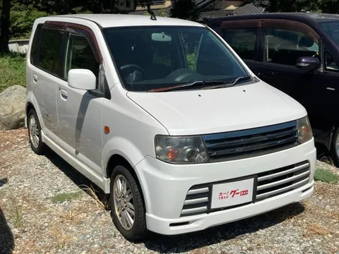 Nissan Otti