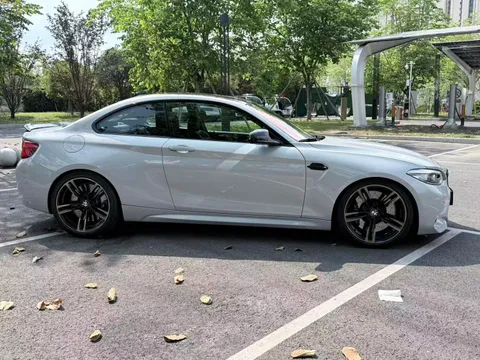 BMW M2