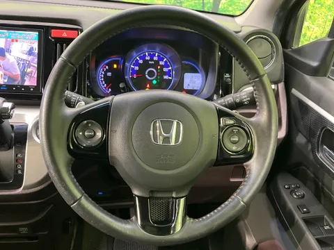 Honda N-WGN Custom