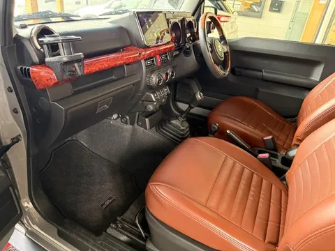 Suzuki Jimny Sierra
