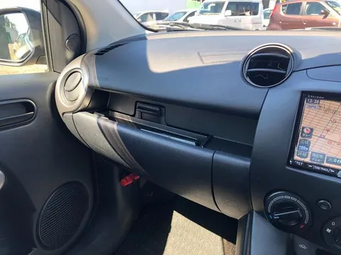 Mazda Mazda2 (Demio)