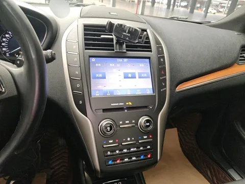 Lincoln MKC