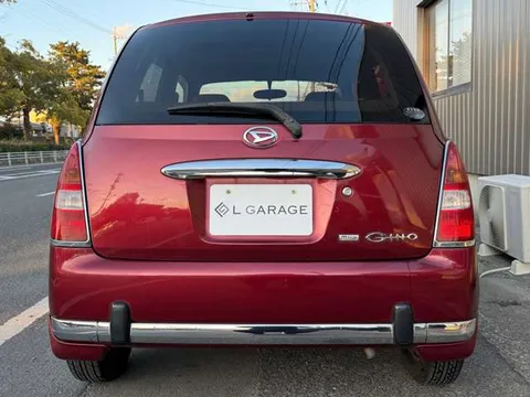 Daihatsu Mira Gino