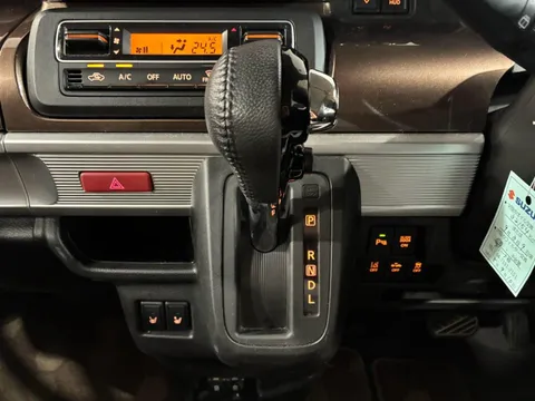 Suzuki Spacia Gear