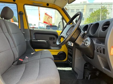 Daihatsu Naked