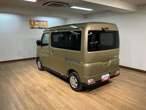 Daihatsu Atrai