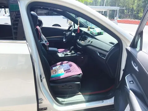 Cadillac XT4