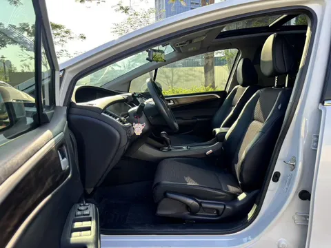 Honda Jade