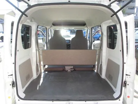 Mitsubishi Minicab Van