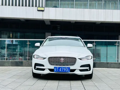 Jaguar XEL