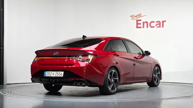 Hyundai Elantra (Avante)