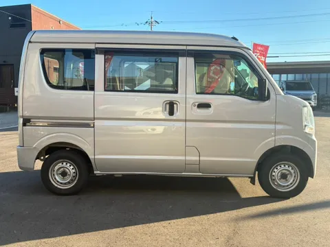 Nissan Clipper