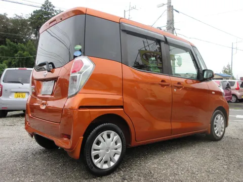 Nissan Dayz Roox
