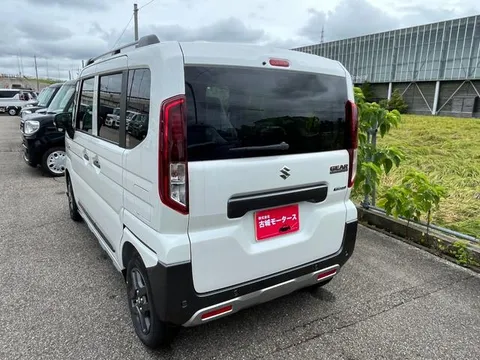 Suzuki Spacia Gear