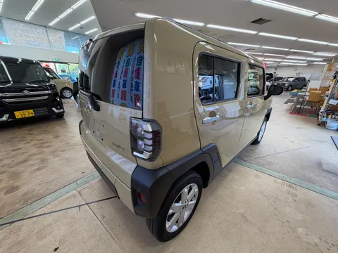 Daihatsu Taft