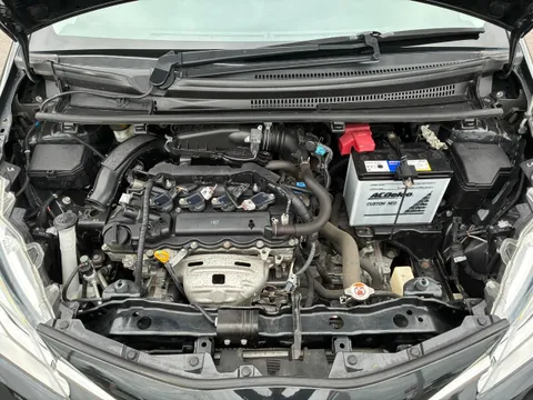 Toyota Yaris (Vitz)