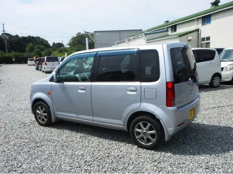 Nissan Otti