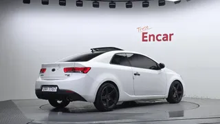 Kia Cerato (Forte)