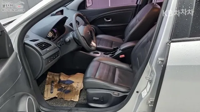 Renault SM3