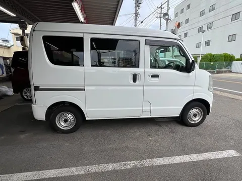 Nissan Clipper