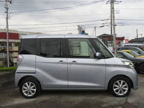 Nissan Dayz Roox