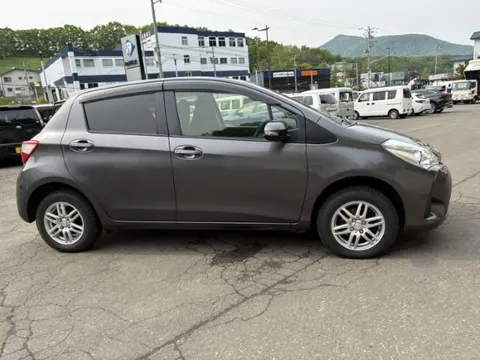 Toyota Yaris (Vitz)