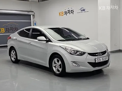 Hyundai Elantra (Avante)