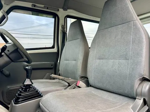 Mitsubishi Minicab Van
